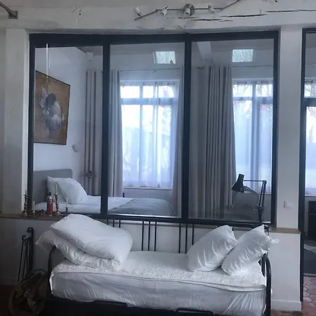 Hébergement de vacances Location Charmante A Avec Terrasse Et Chemineea