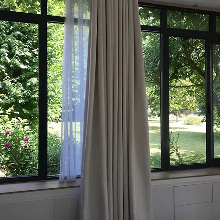 Location Charmante A Avec Terrasse Et Chemineea Hébergement de vacances Essomes-sur-Marne